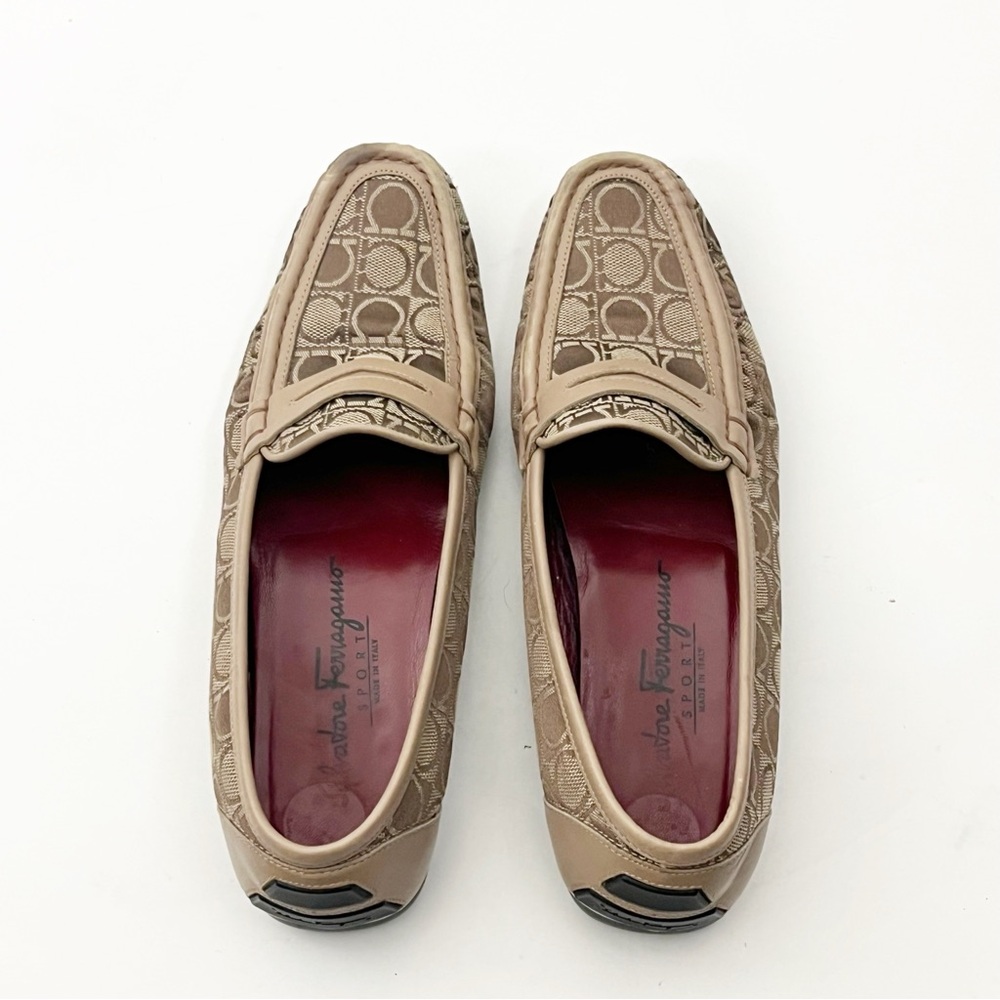 SALVATORE FERRAGAMO Brown Patterned Slip On Driving Loafers, Size 8.5AA - Picture 5 of 11